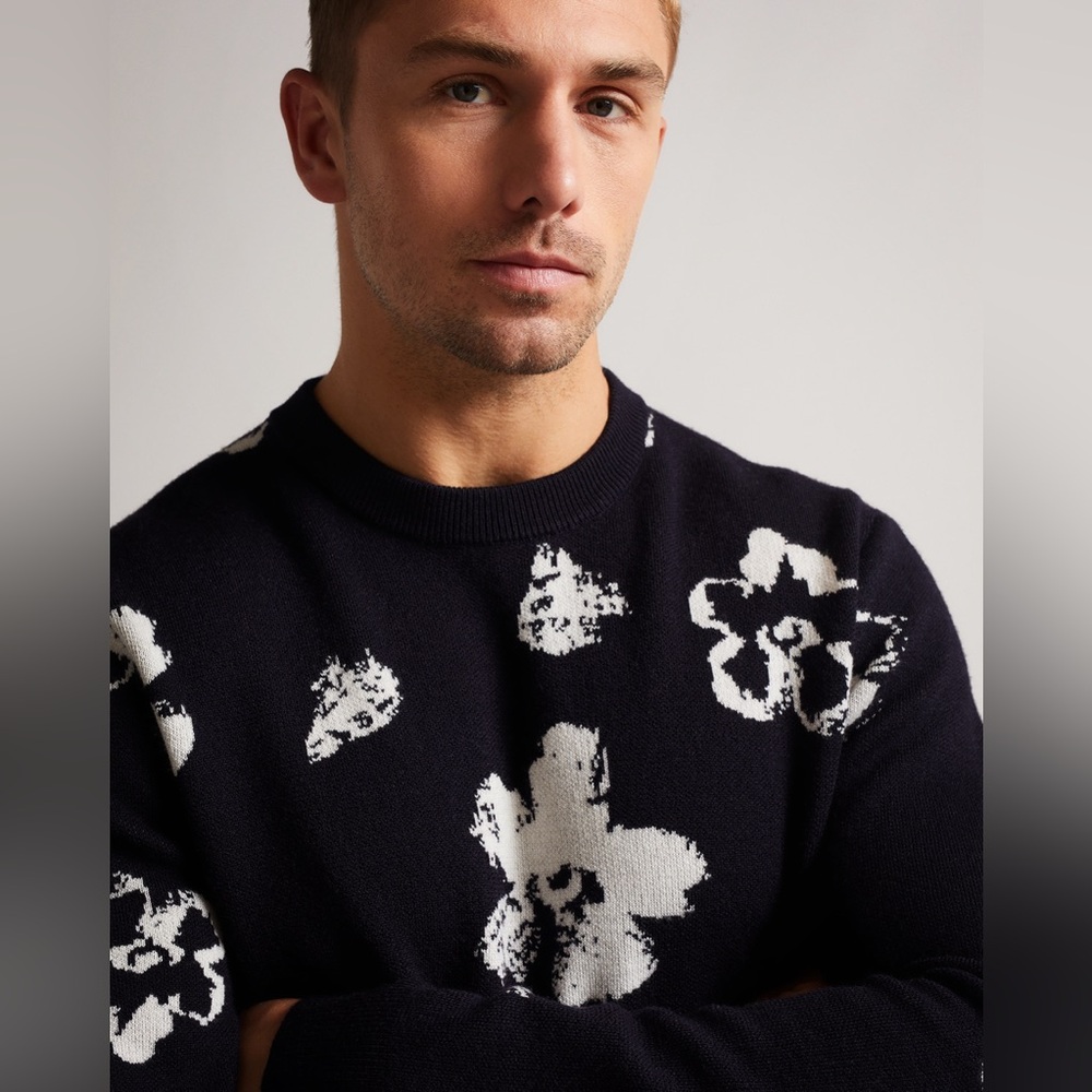 Ted Baker - Sandsen Flower Graphic Sweater - Navy / Dark Blue - Size 4 / L